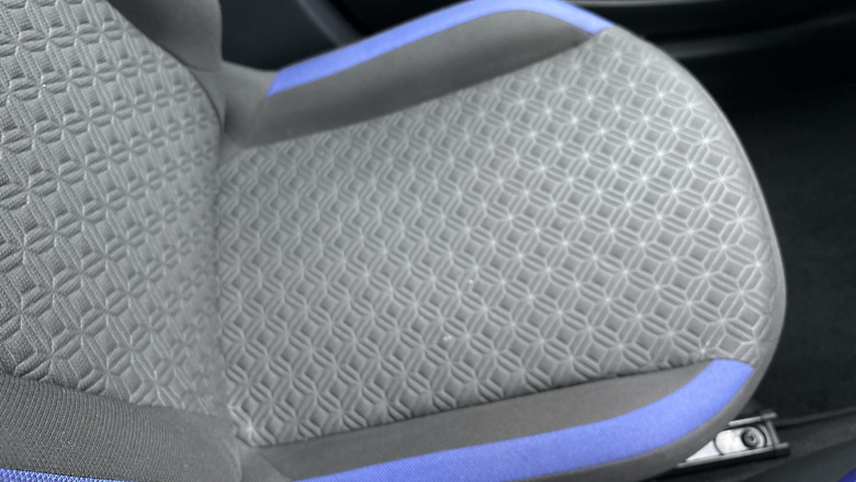 Toyota Aygo X 1.0 VVT-i Edge 5dr Petrol Hatchback